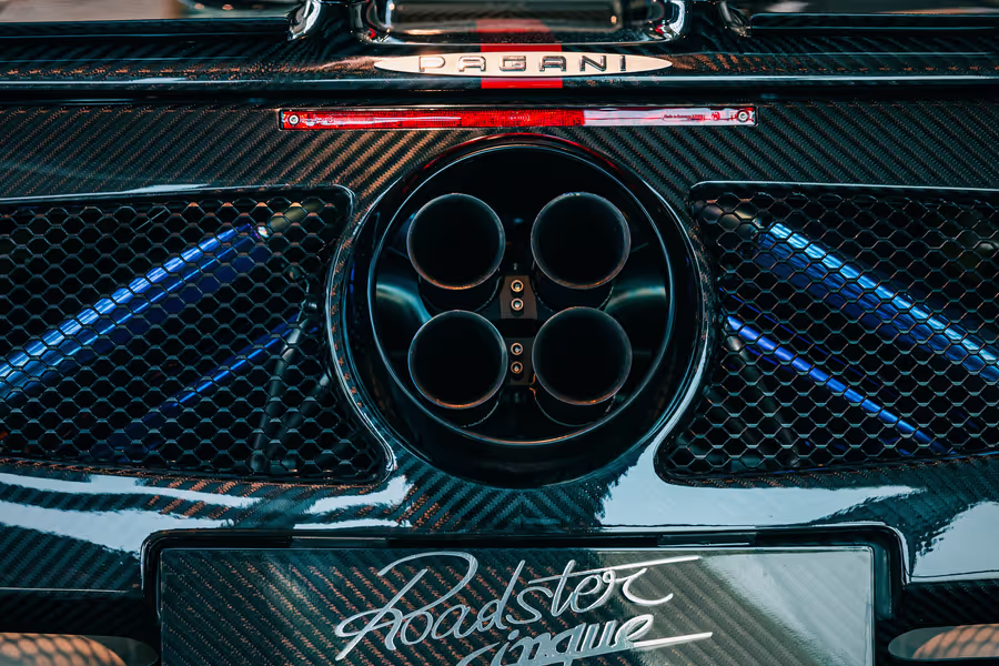 Pagani Huayra Roadster