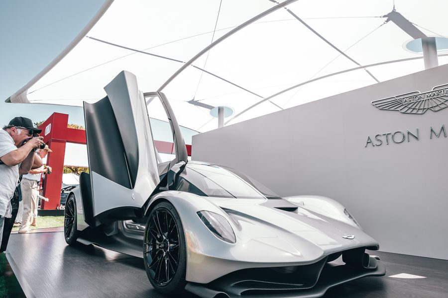 Aston Martin Valkyrie AMR PRO